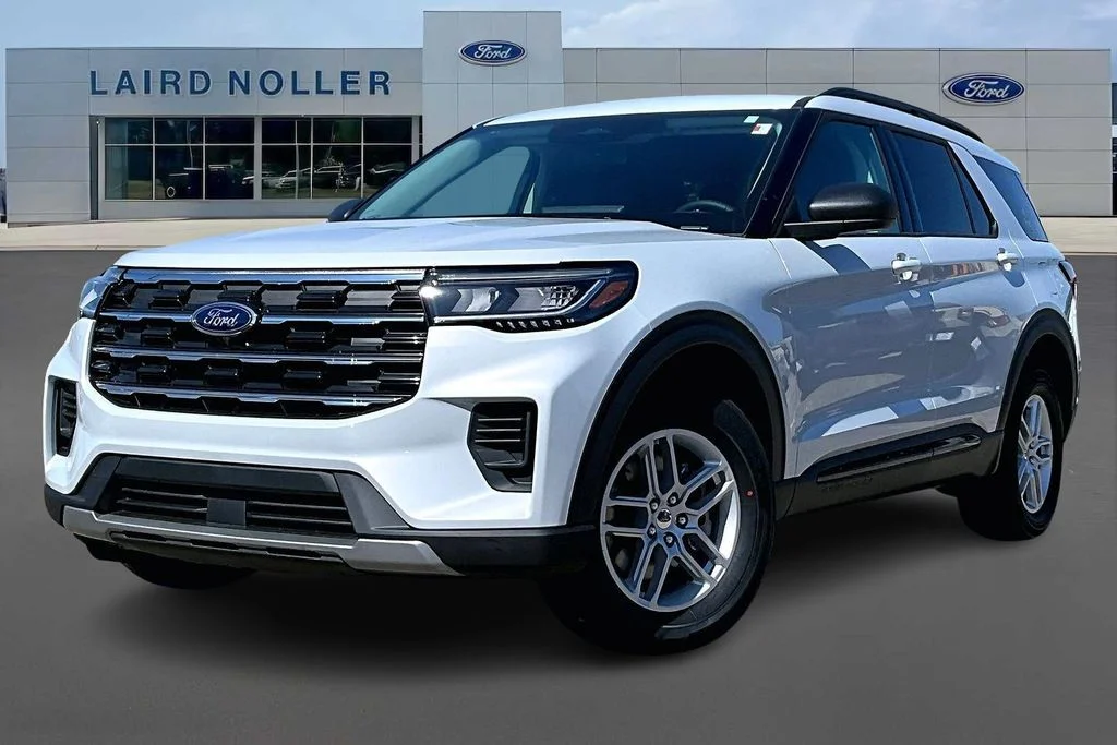 2026 Ford Explorer Active 4WD's photo