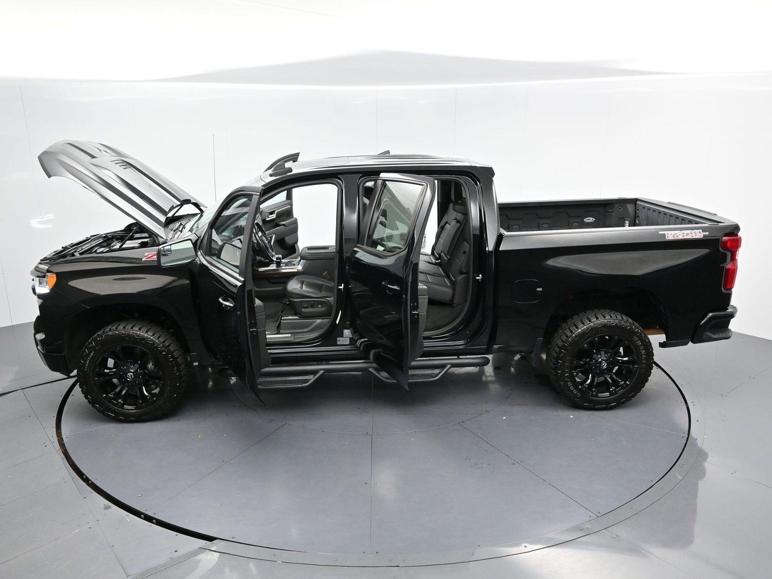Used 2022 Black Chevrolet LT Trail Boss image 36