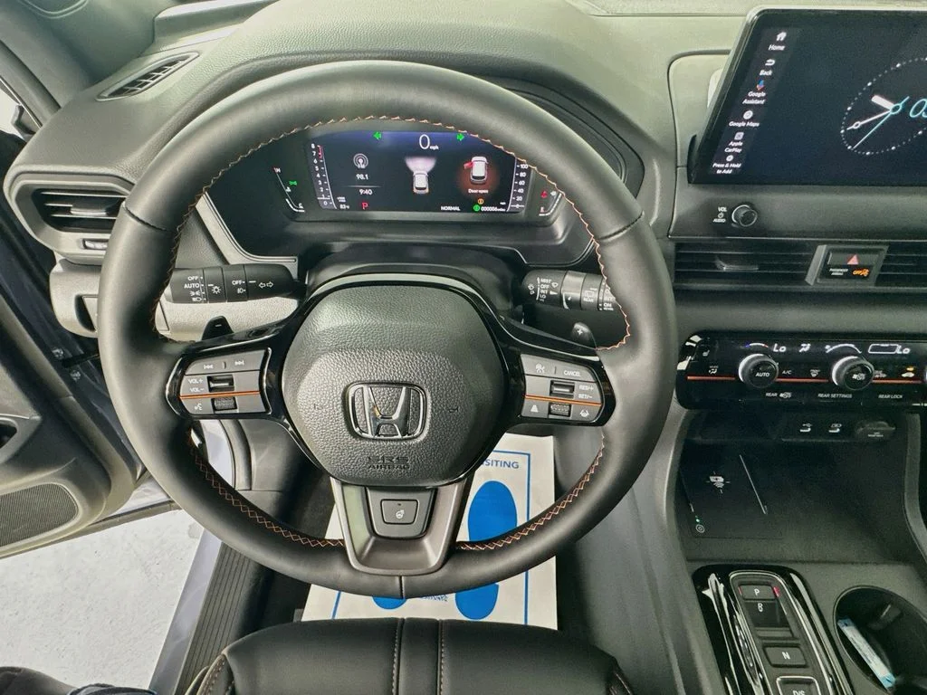 New 2026 Sonic Gray Pearl Honda TrailSport image 11