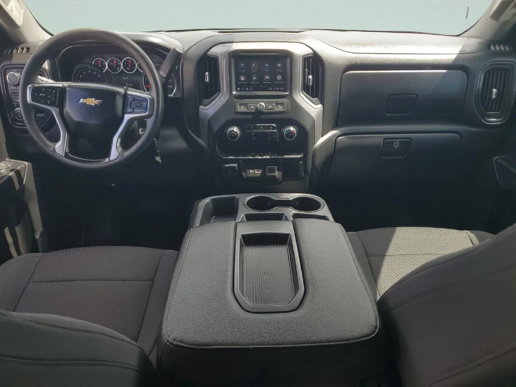 Used 2021 SILVER ICE METALLIC Chevrolet Custom image 14