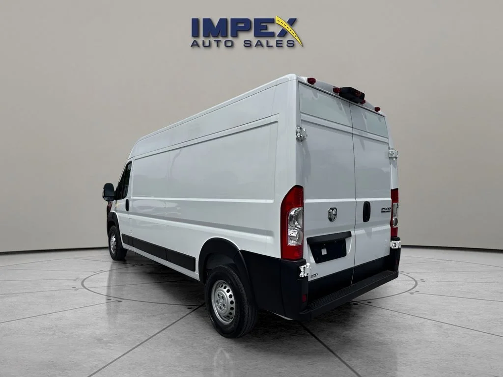 Used 2026 White Ram High Roof image 3