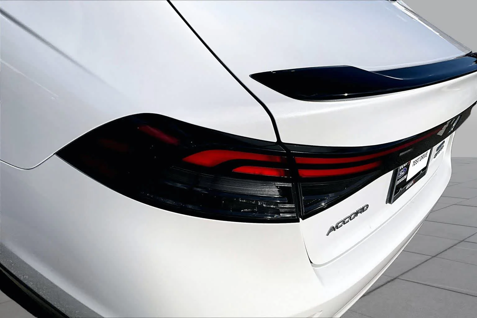Used 2023 Platinum White Pearl Honda Sport image 29