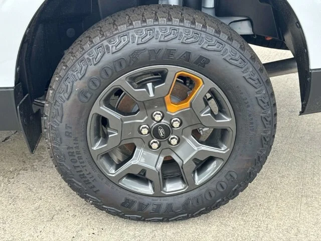 New 2026 Space White Metallic Ford Tremor® image 33