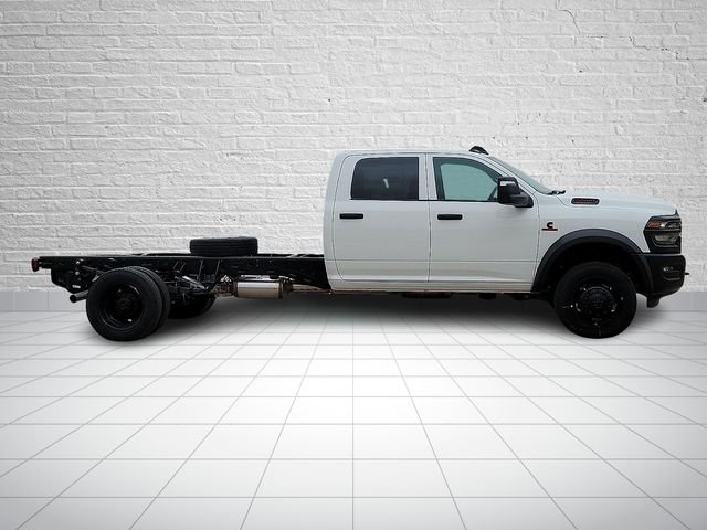 New 2026 Bright White Clear-Coat Exterior Paint RAM Tradesman image 5