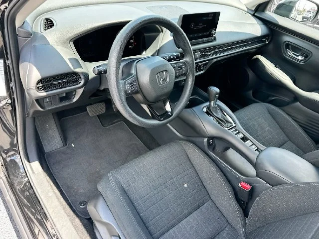 Used 2025 Black Honda LX image 9