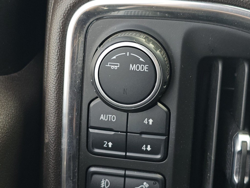 Used 2021 Shadow Gray Metallic Chevrolet RST image 9