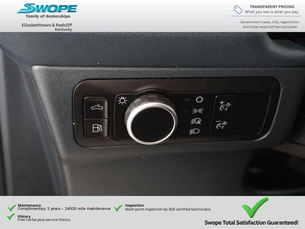 Used 2024 Hot Pepper Red Metallic Tinted Clearcoat Ford XLT image 21