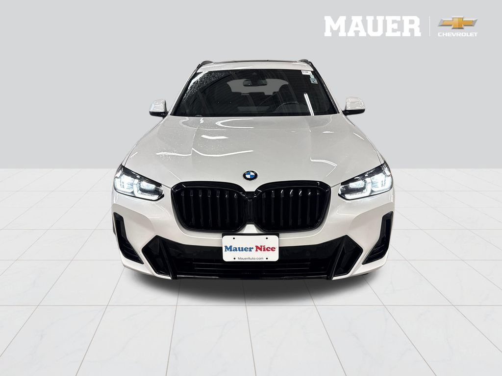 Used 2023 White BMW xDrive30i image 8