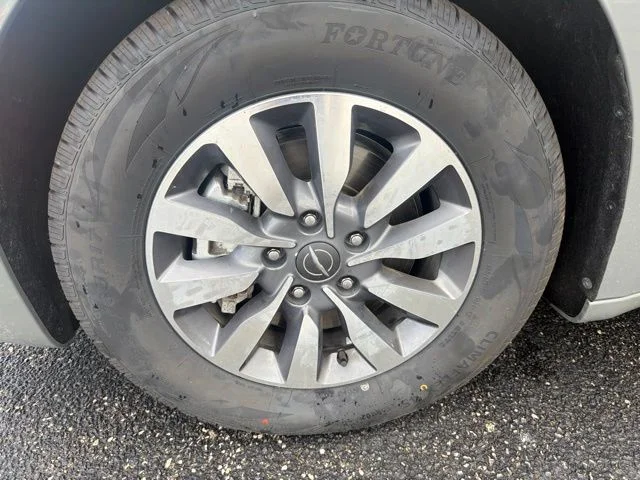 Certified Used 2023 Gray Clearcoat Chrysler Touring L image 10