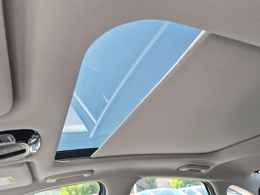 New 2026 Silver Hyundai SEL image 17