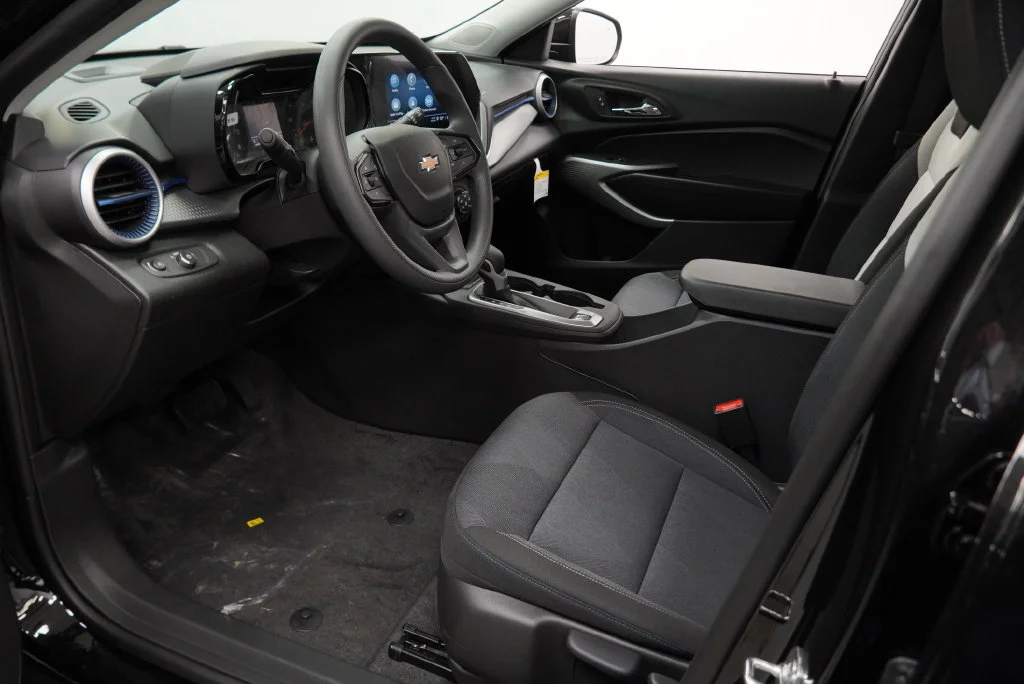 2026 Chevrolet Trax LS - Photo 20