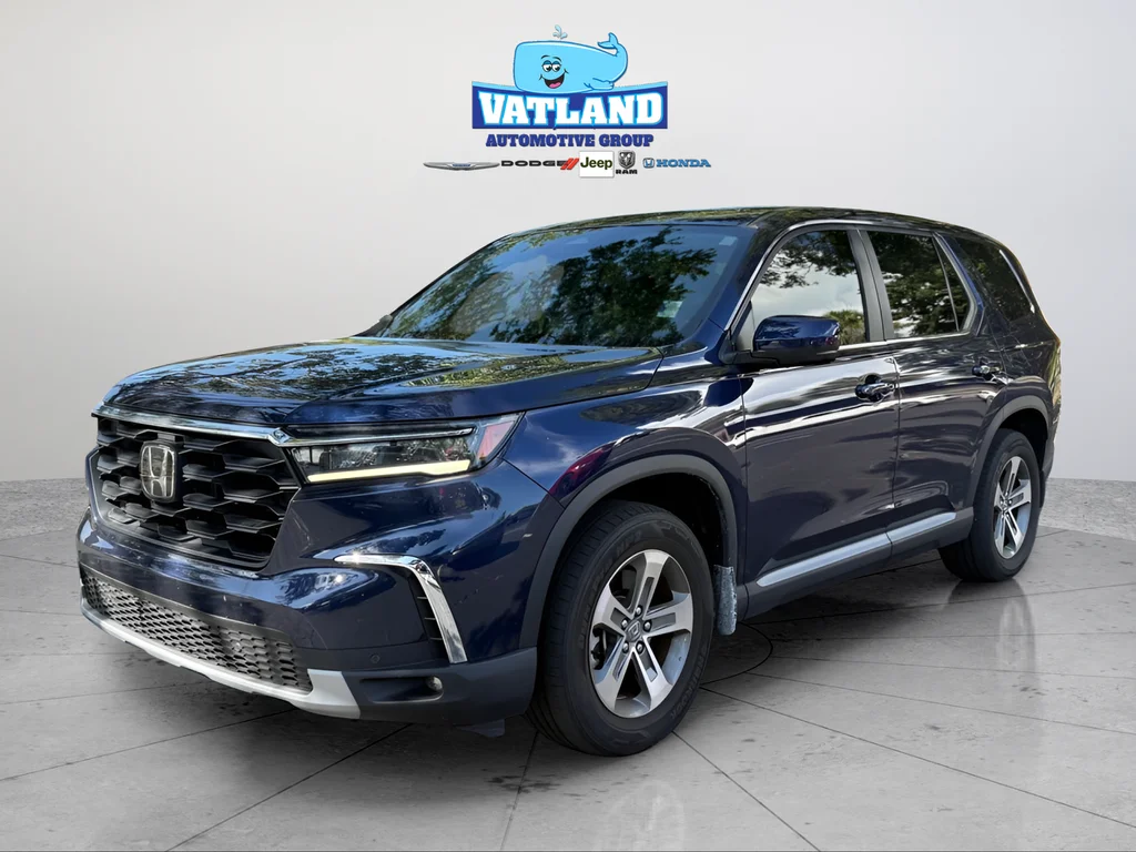 Used 2025 Obsidian Blue Pearl Honda EX-L image 33