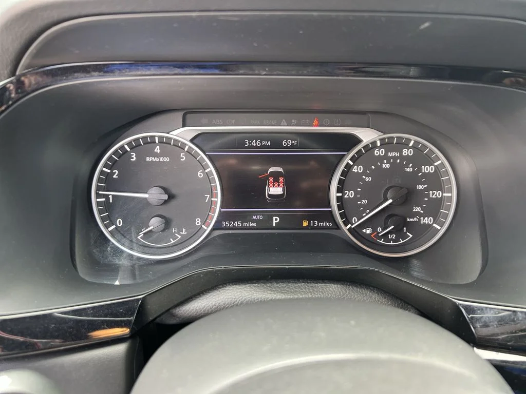 Used 2023 Red Nissan Rock Creek image 15