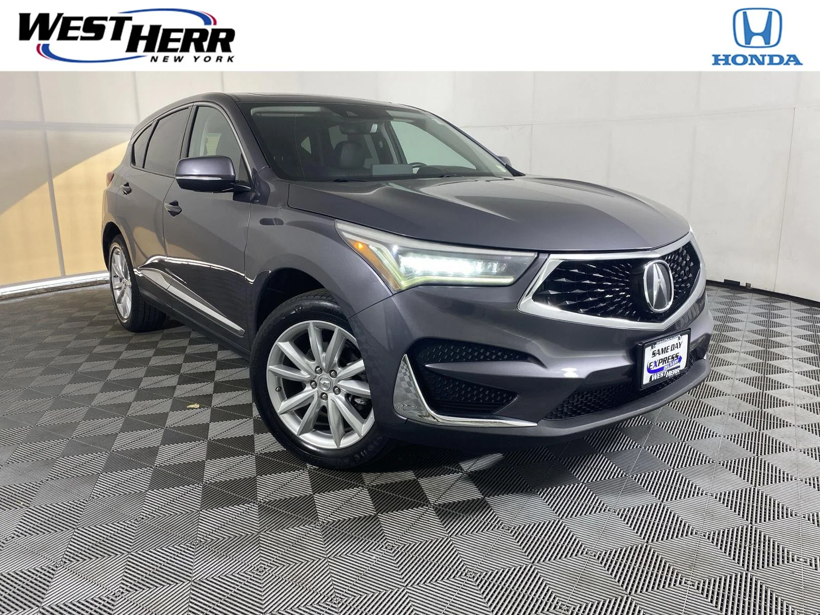 Used 2019 Modern Steel Metallic Acura SH-AWD image 1