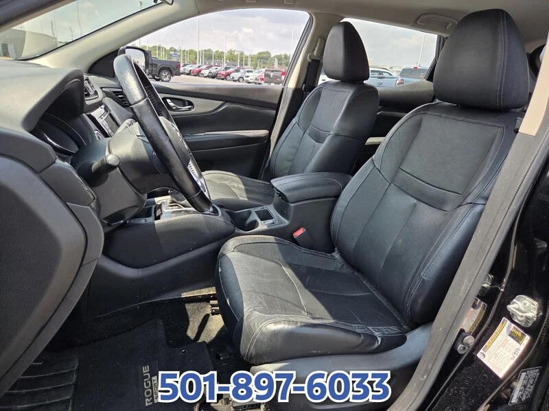 Used 2020 Magnetic Black Pearl NISSAN FWD SL image 9