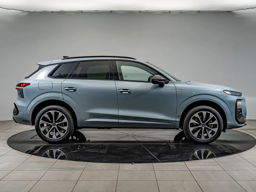 2026 Audi Q3 Base - Photo 4