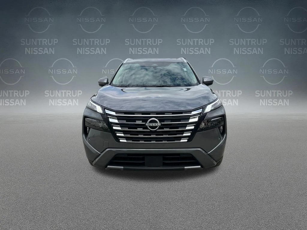 Used 2025 Gray Nissan SL image 44