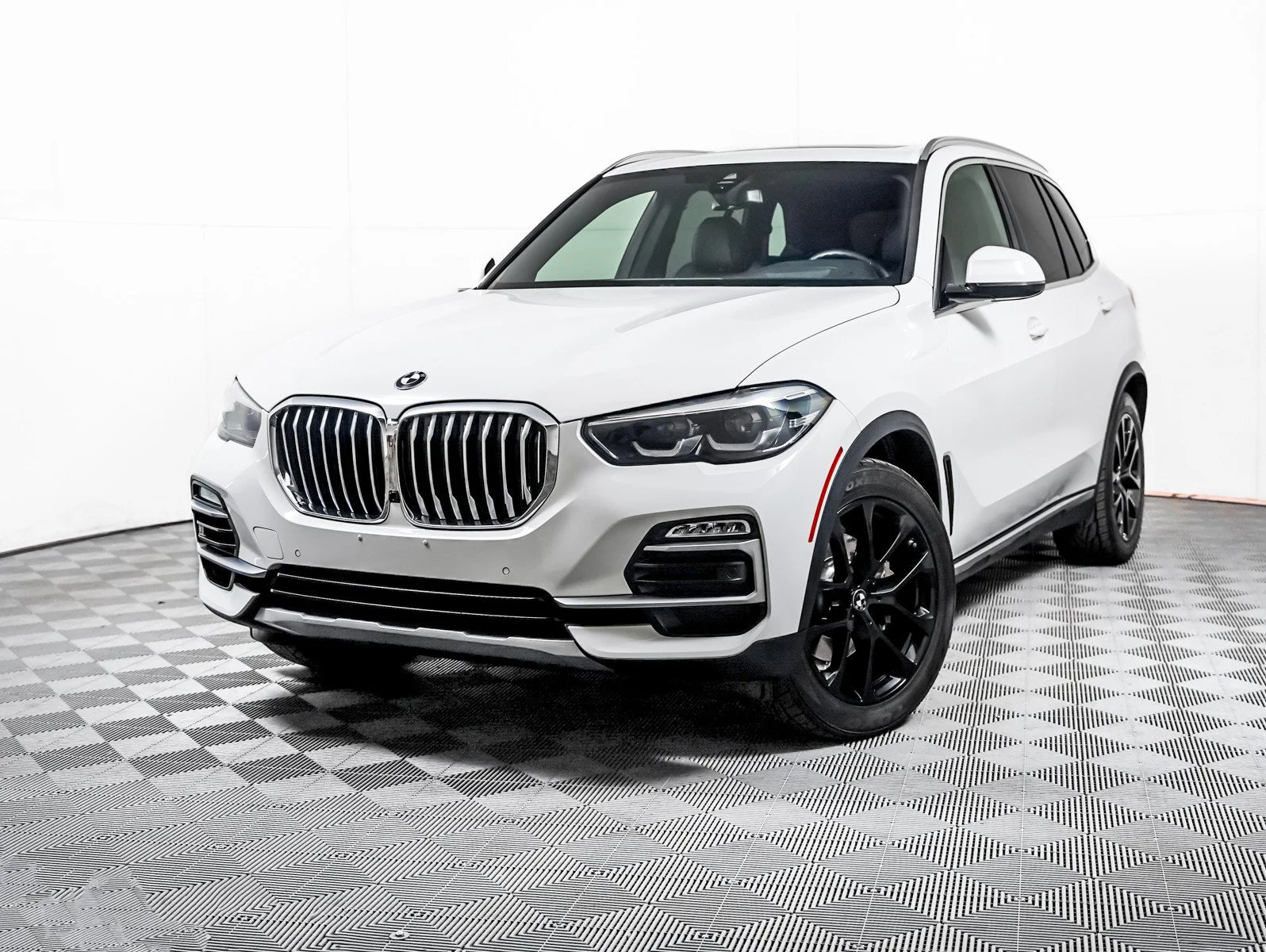 2021 BMW X5 xDrive40i's photo