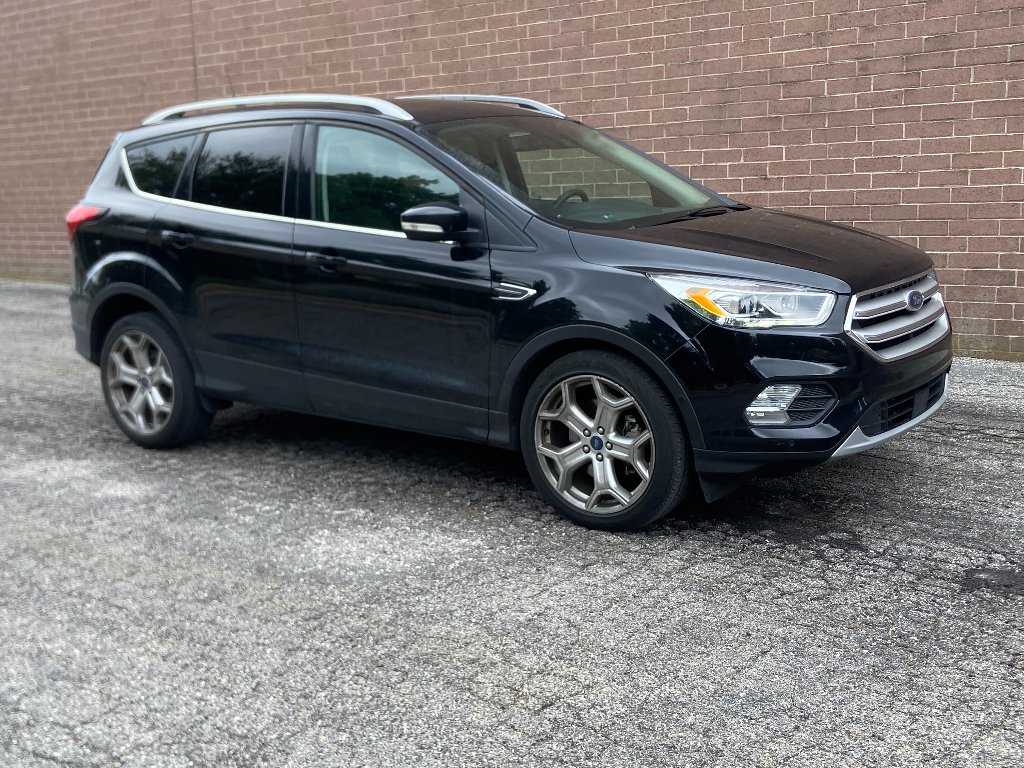 Used 2019 Agate Black Metallic Ford Titanium image 8
