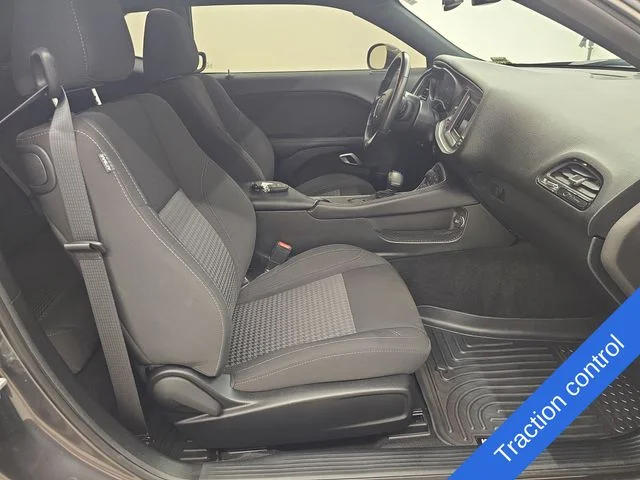 Used 2021 Granite Crystal Clearcoat Metallic Dodge SXT image 9