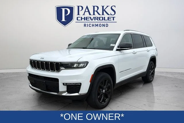 Used 2022 White Jeep Limited image 3