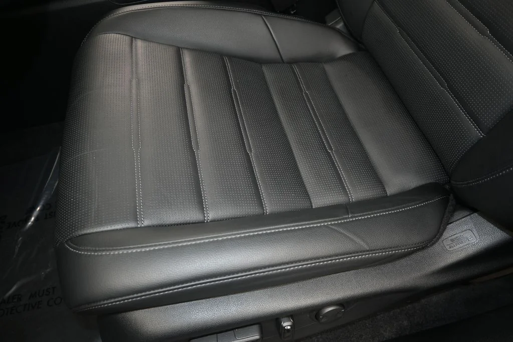 Certified Used 2025 Urban Gray Pearl Honda EX-L image 20