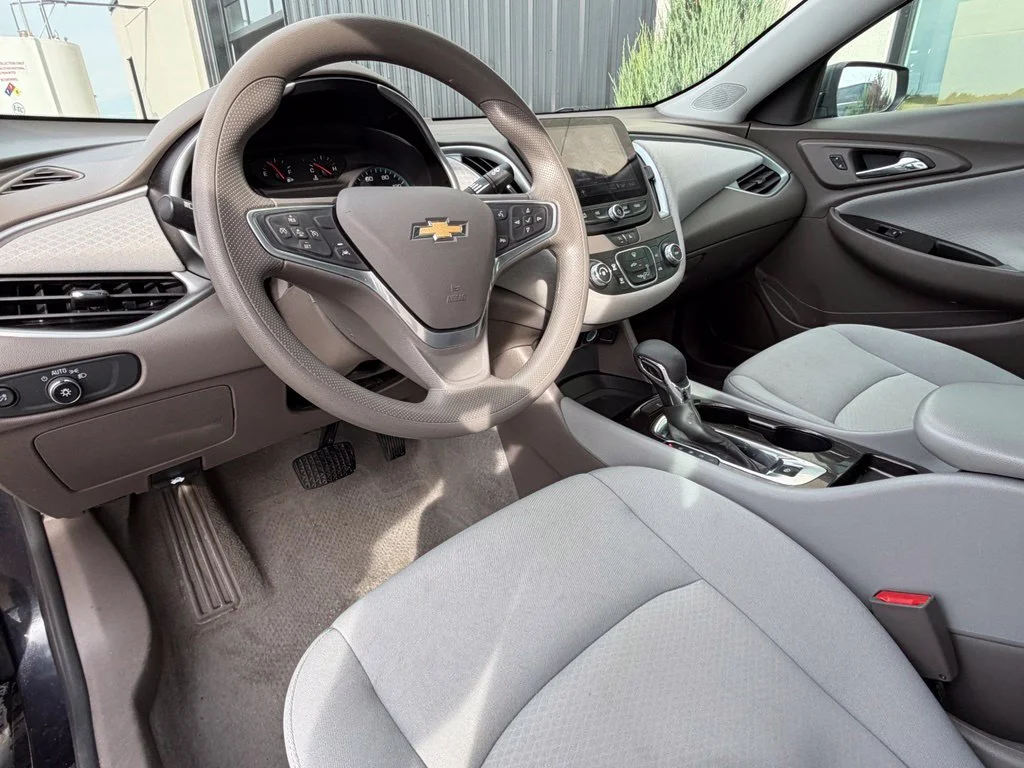 Used 2023 Gray Chevrolet LS image 7