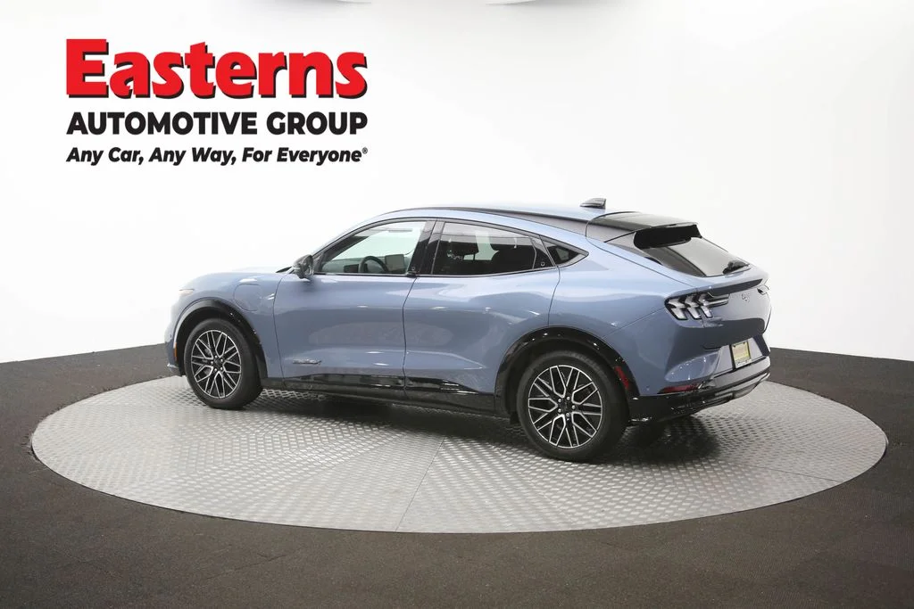 Used 2024 Blue Ford Premium image 57