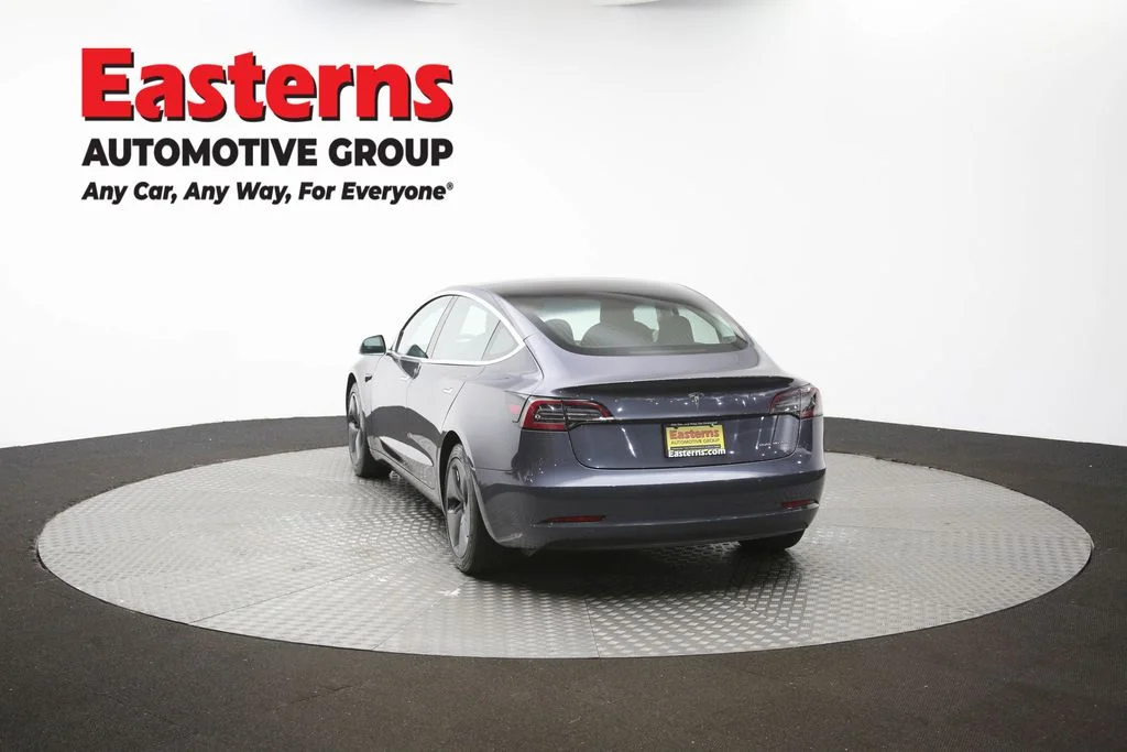 Used 2018 Gray Tesla Long Range image 31