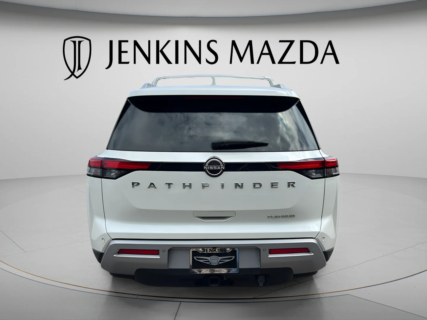 Used 2022 Pearl White Tricoat Nissan Platinum image 6