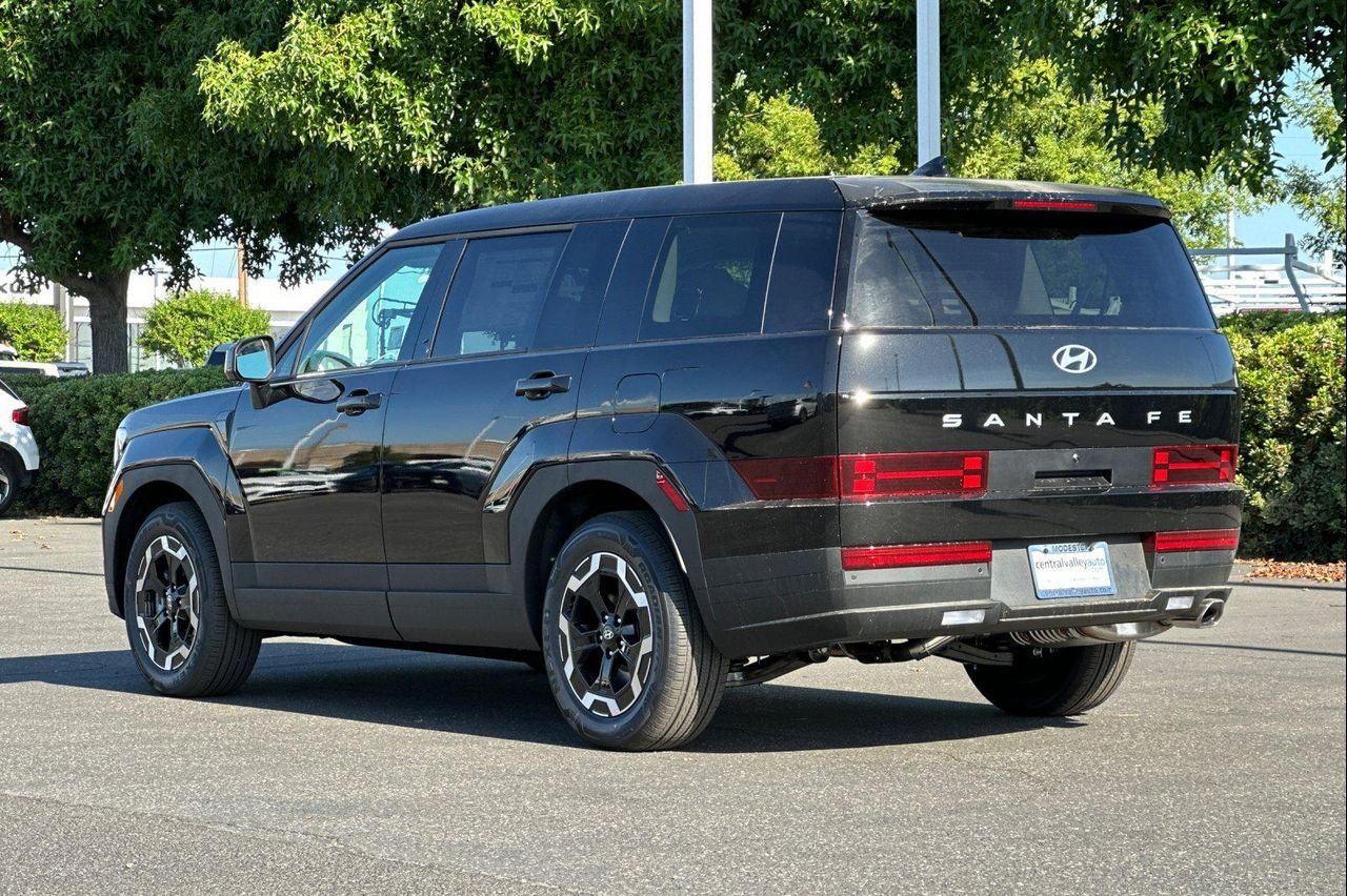 New 2026 Phantom Black Hyundai SE FWD image 6