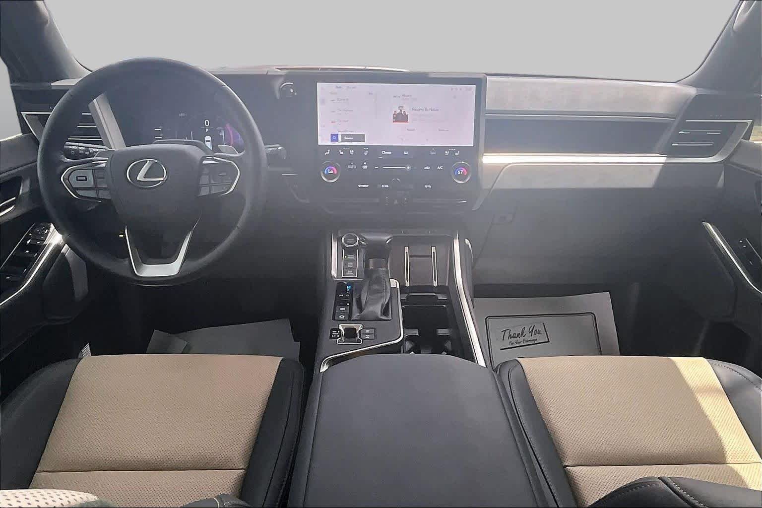 Used 2025 Incognito Lexus Overtrail image 16