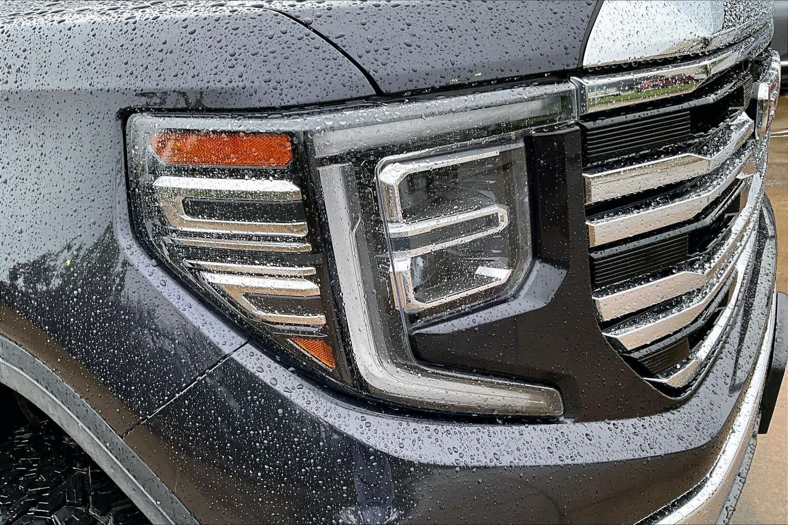 Used 2023 Titanium Rush Metallic GMC SLT image 26