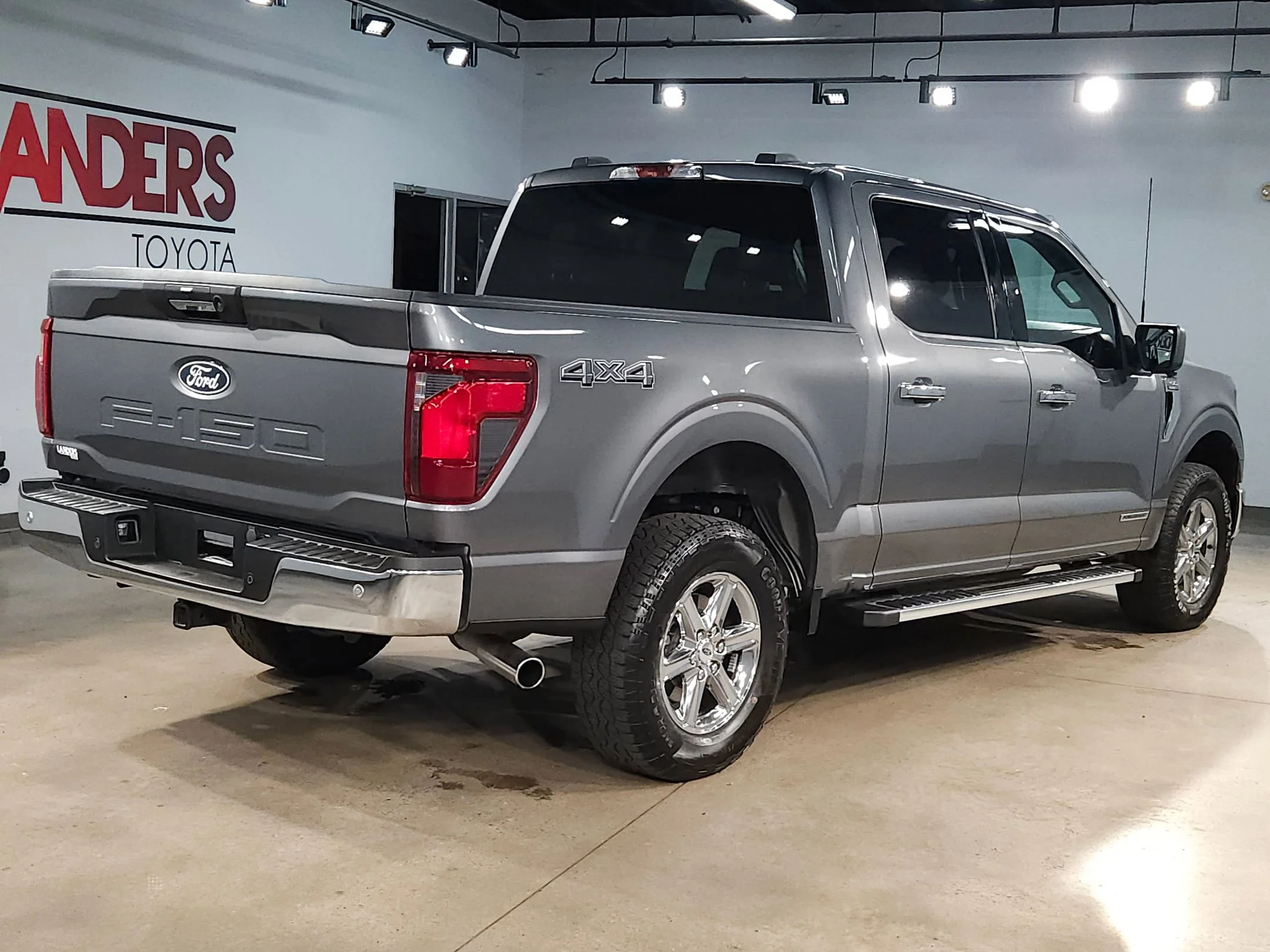 2024 Ford F-150 XLT - Photo 7