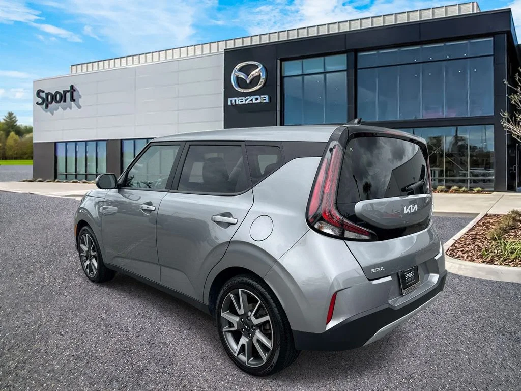 Used 2024 Gray Kia EX image 5