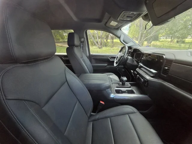 Used 2024 Summit White Chevrolet LTZ image 8