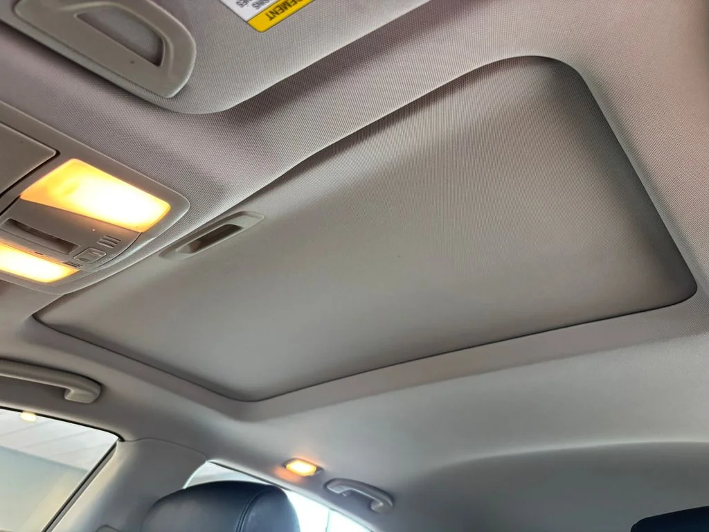Used 2016 Gray INFINITI Base image 22