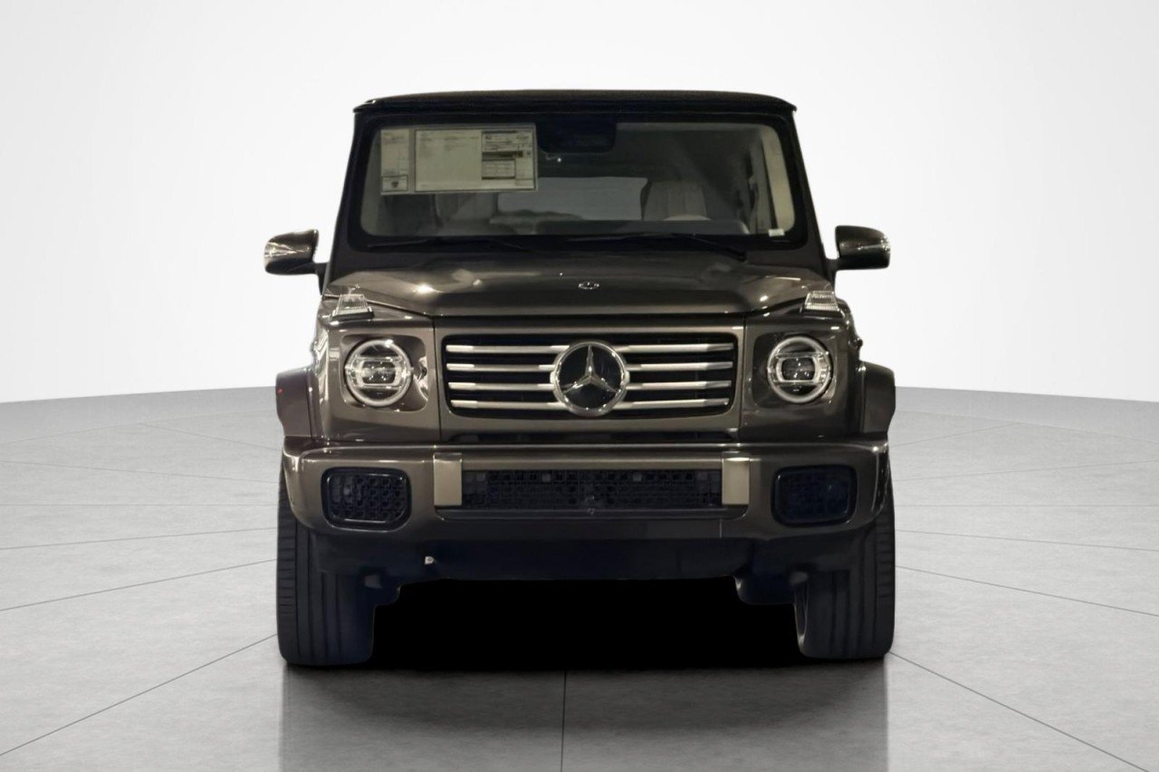 New 2026 Indium Grey Metallic Mercedes-Benz G 580e SUV image 8