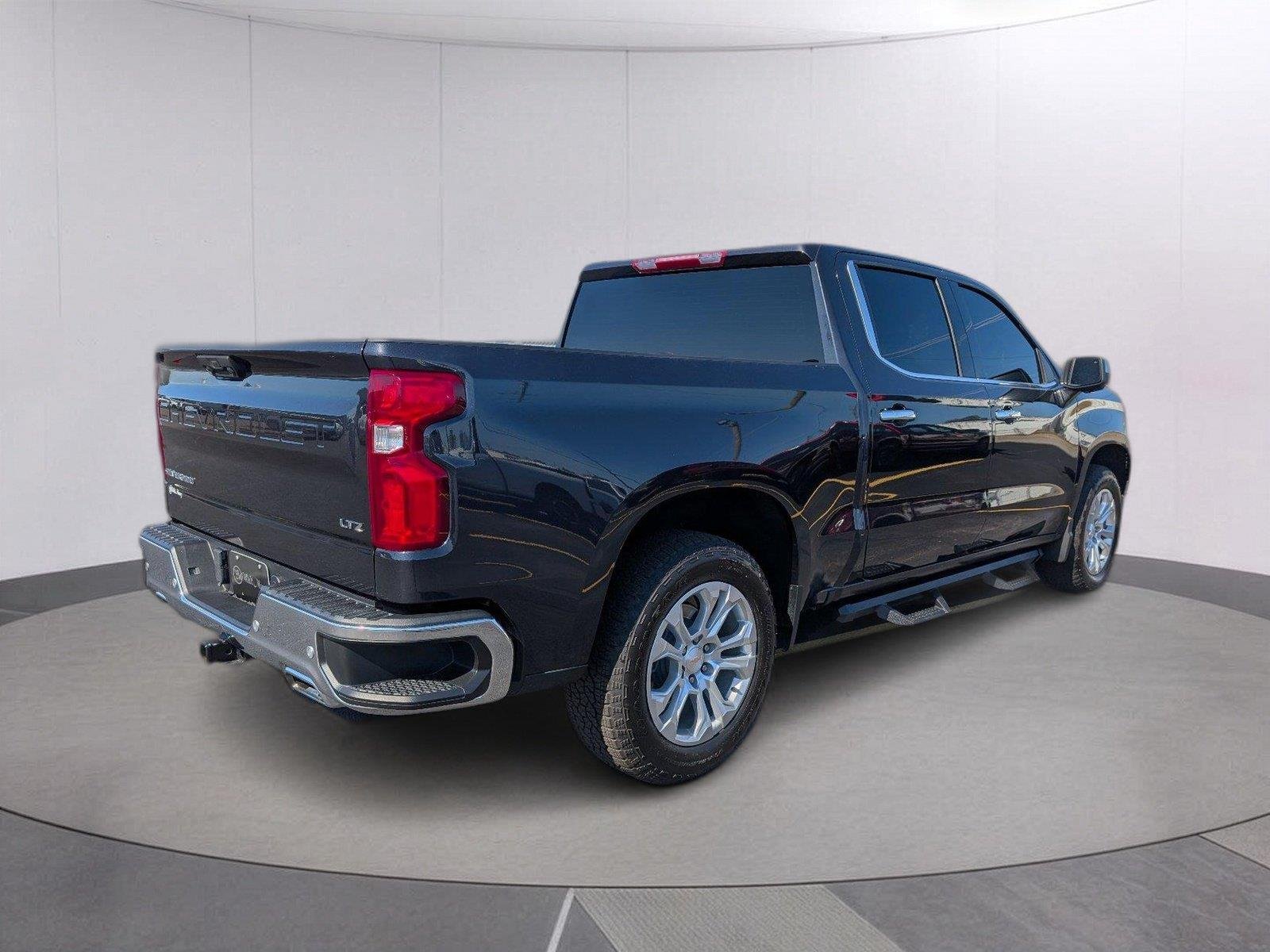 Used 2024 Dark Ash Metallic Chevrolet LTZ image 7