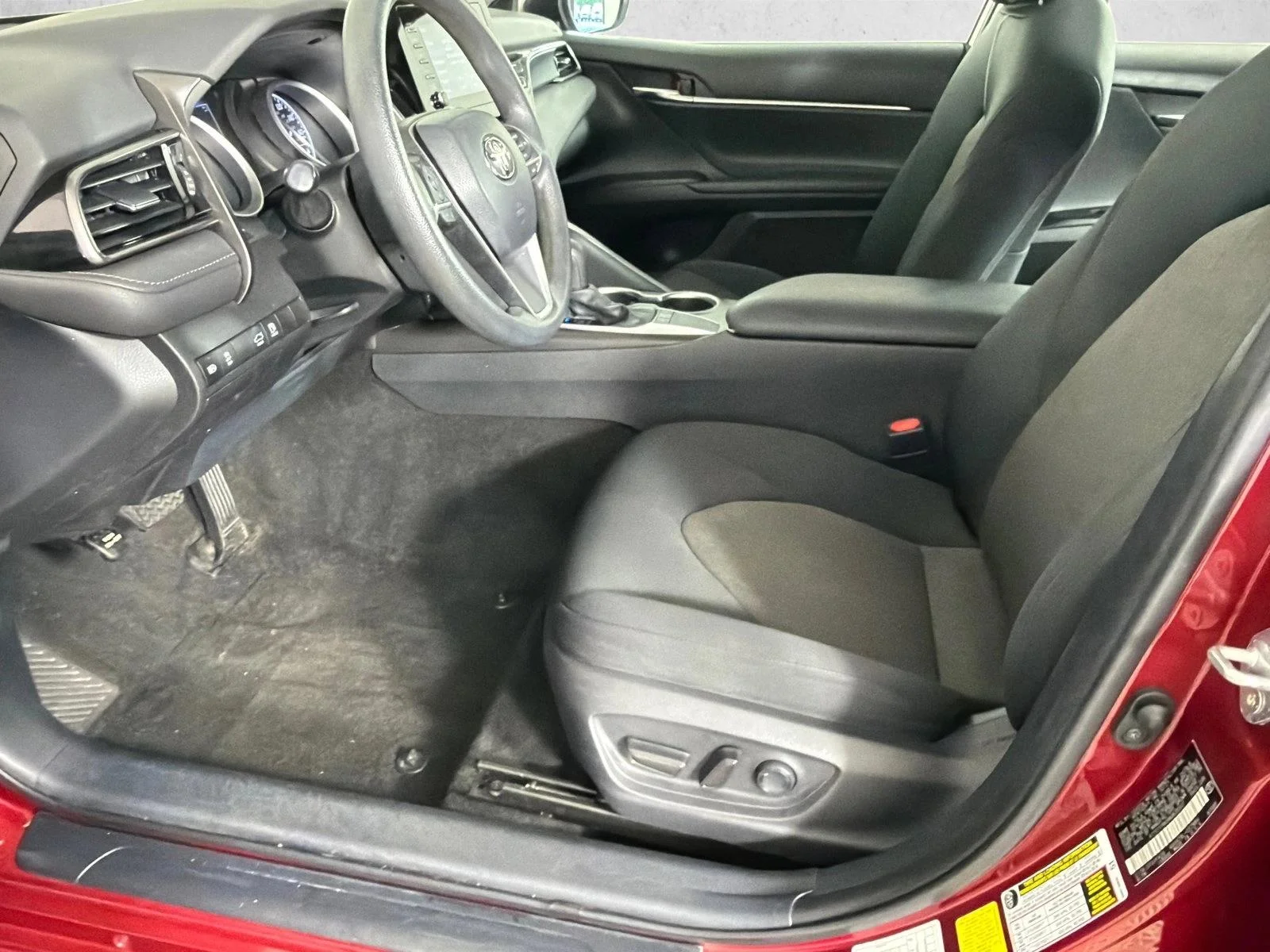 Used 2022 Red Toyota LE image 9