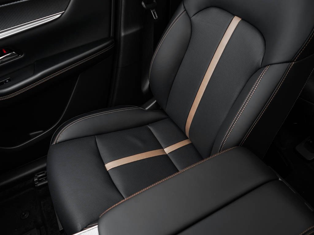 New 2026 Jet Black Mica Mazda 3.3 Turbo S Premium AWD image 26