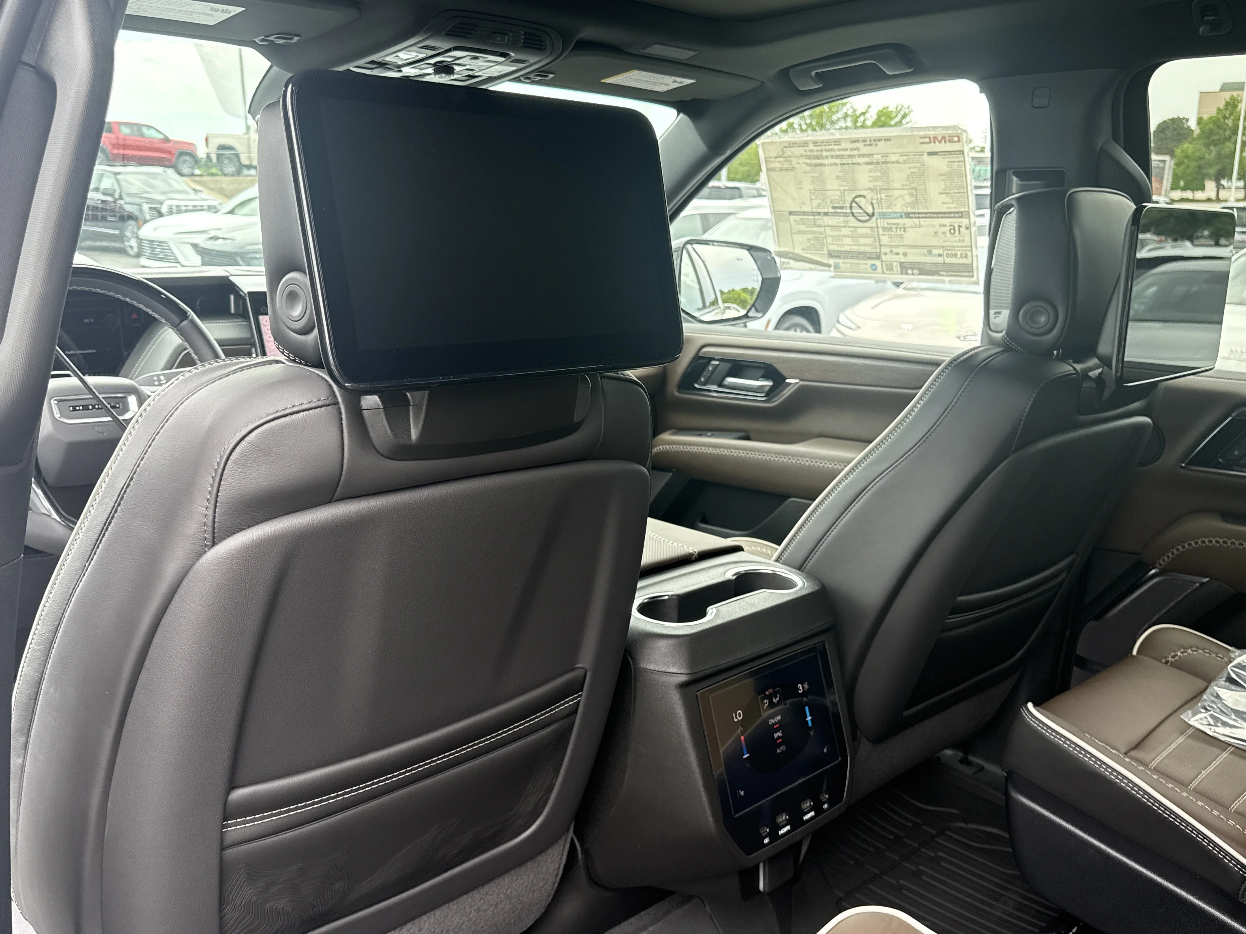 New 2026 Glacier White Tricoat GMC Denali Ultimate 4WD image 8