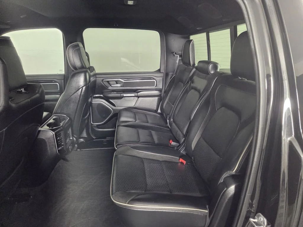 Used 2021 Diamond Black Crystal Pearlcoat Ram Laramie image 23