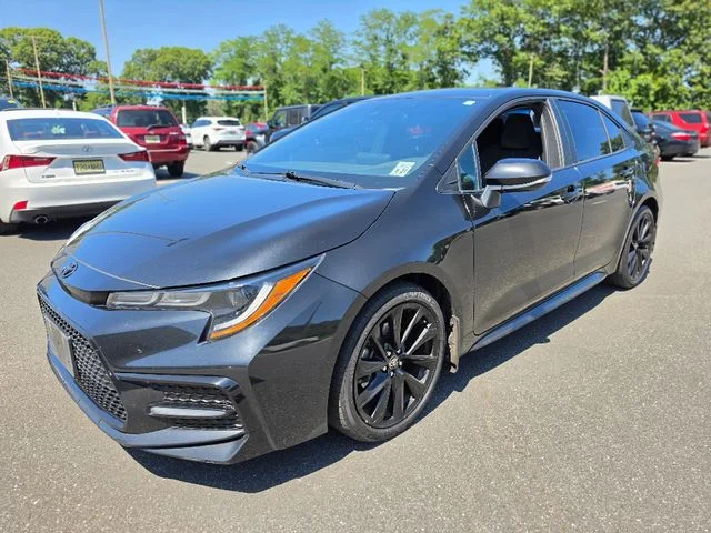 Used 2022 Black Toyota SE Nightshade image 3