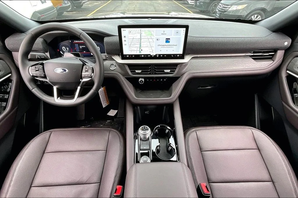 New 2026 Agate Black Metallic Ford Platinum™ image 14