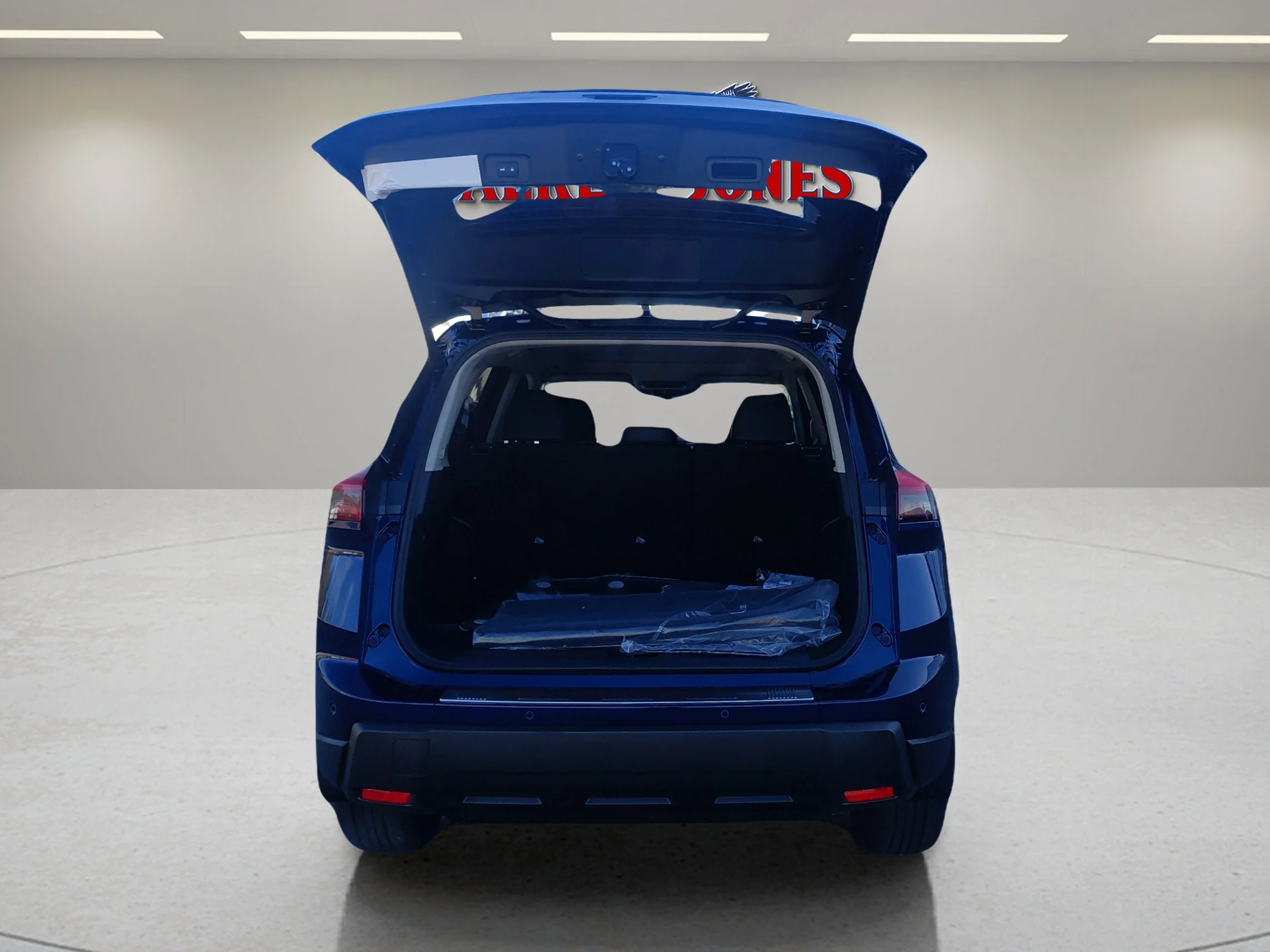 2026 Nissan Rogue SV - Photo 13