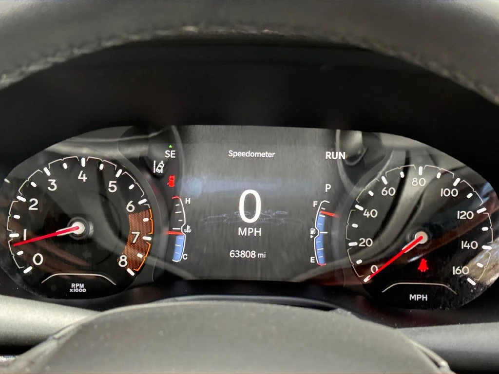 Used 2024 Gray Jeep Latitude image 14