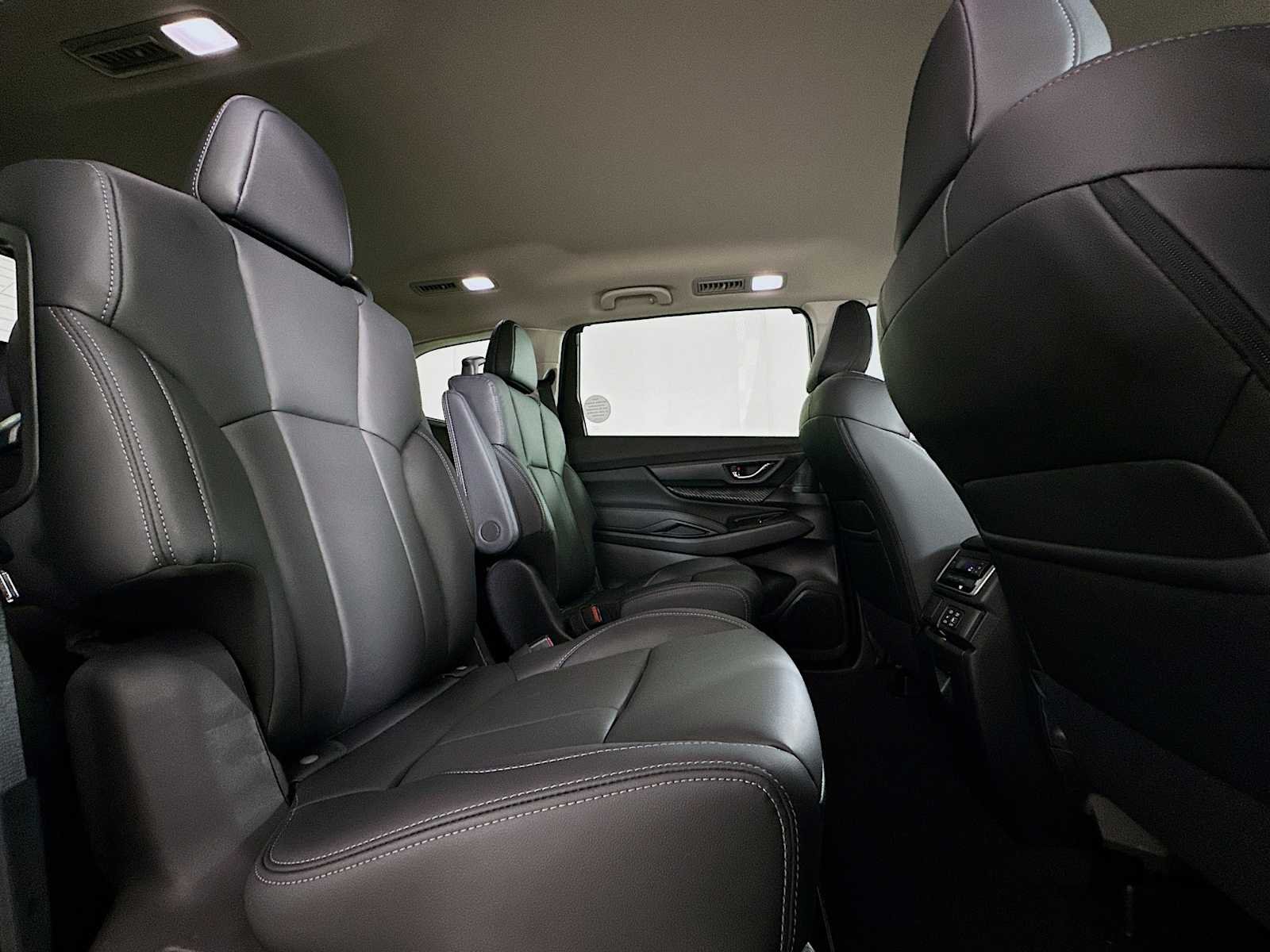 New 2026 MAGNETITE GRAY METALLIC Subaru Premium 7-Passenger image 25