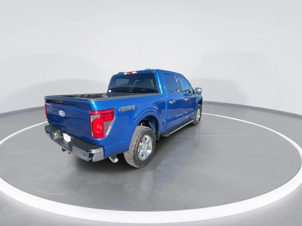 Used 2024 Blue Ford XLT image 8