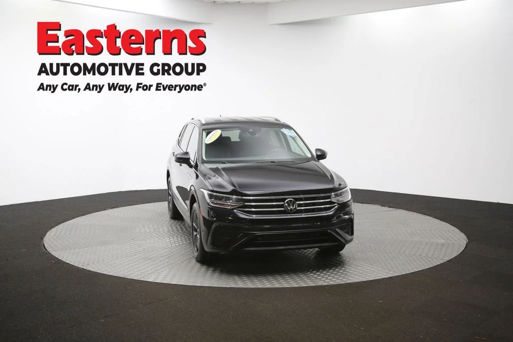 Used 2023 Black Volkswagen 2.0T SE image 50